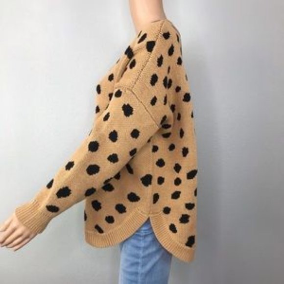 Black spots rounded split hem knit sweater - Picture 3 of 5